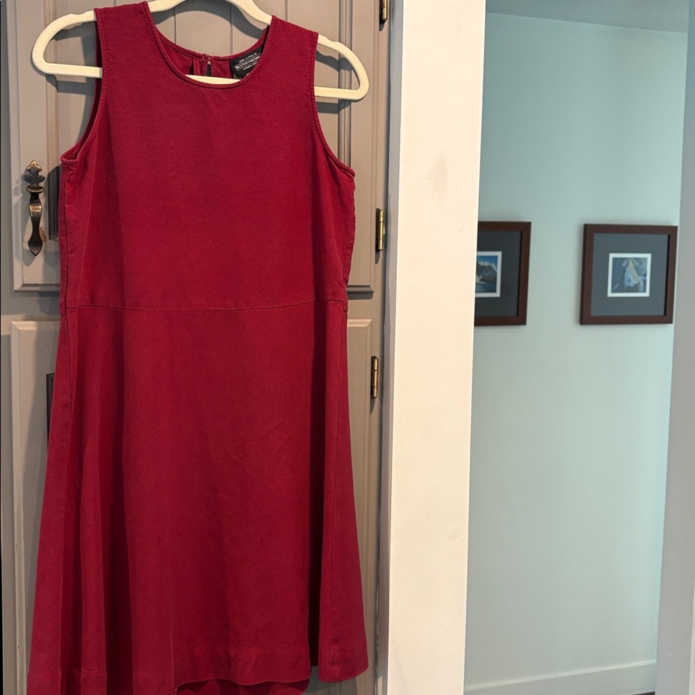 The J Peterman Company 100% Silk Waffle Dress, Size Small, Tie at Back